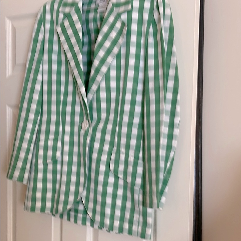 Malisy Green and White Checkered sports jacket  made in Italy. Tailored.